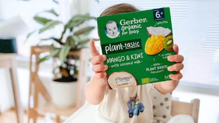 Ochutnali jsme GERBER Organic kokosový dezert s příchutí mango a kiwi. Jak zabodoval u celé rodiny?