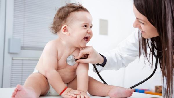 Preventivní prohlídky dítěte.Jaké zkušenosti mají maminky z eMimina?