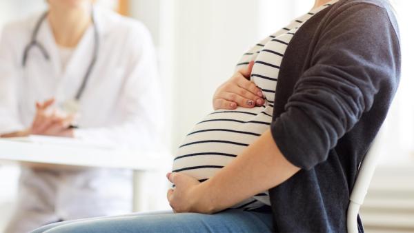 Léčba HELLP syndromu. Jaké zkušenosti mají uživatelky eMimina?