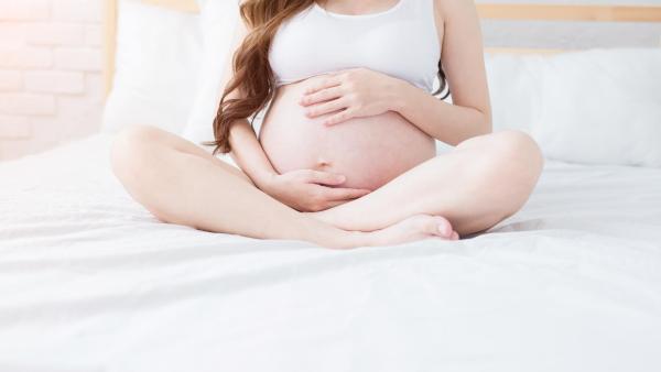 Hormonální změny v těhotenství můžou způsobit svědění pochvy.