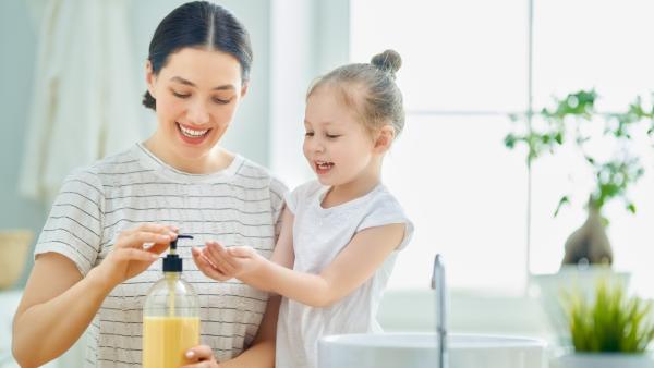 Jedinou možnou prevencí je dodržování osobní hygieny.