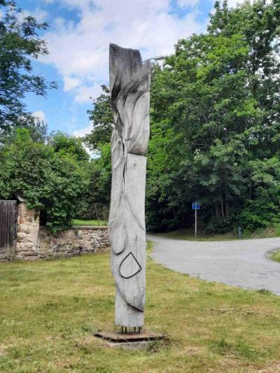 BYSTRÉ