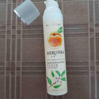Recenze z kampaně Otestováno: Jak hodnotíte samoopalovací fluid Meruňka od Manufaktury?