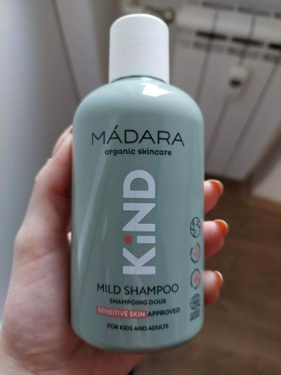 Recenze z kampaně 40 upřímných recenzí na Mádara KIND jemný šampon: Jak jej hodnotí?
