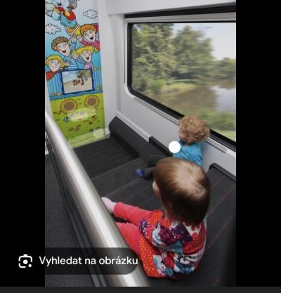 Cestování s dětmi | OBB vlak kočárek