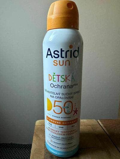 Recenze z kampaně Otestovaly jste dětský neviditelný suchý sprej na opalování: Jak hodnotíte novinku od ASTRID SUN?