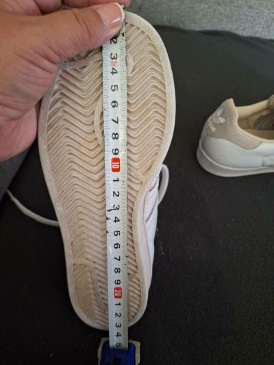 dívčí boty značky Adidas, vel. 36.
