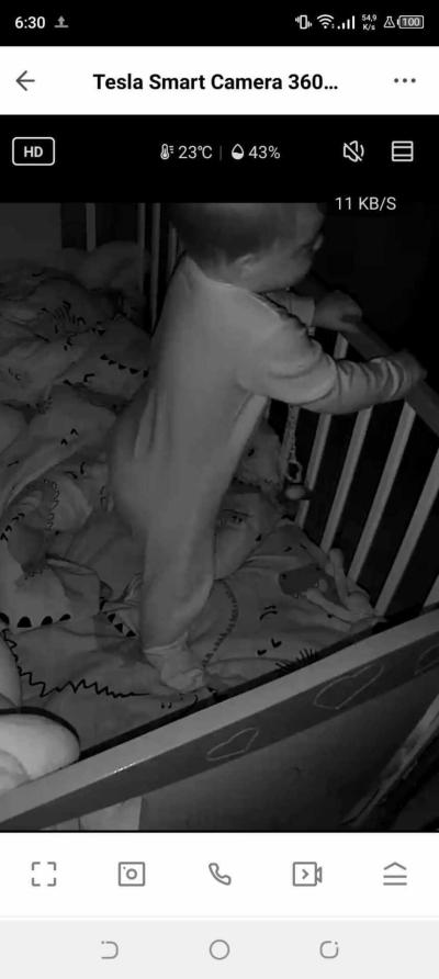 Batole (12 až 36 měsíců) | Vybočení nožičky u chůze i stoupání