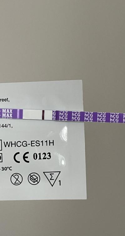 Testování a těhotenský test | Těhotná? Pozitivní test