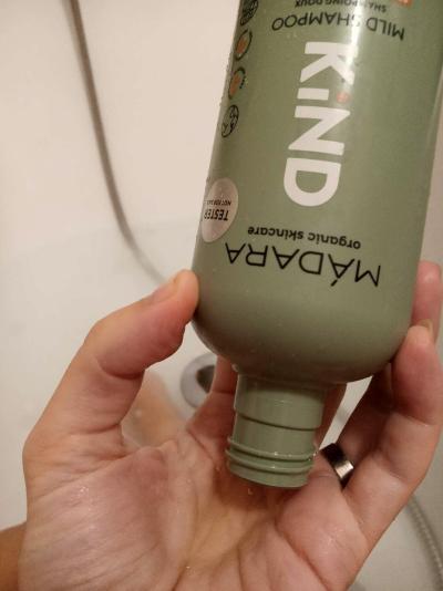 Recenze z kampaně 40 upřímných recenzí na Mádara KIND jemný šampon: Jak jej hodnotí?