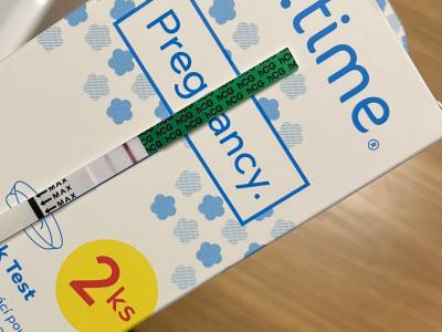 Testování a těhotenský test | Je tam duch? Slabá čárka v testu