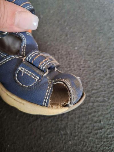 dětské boty  vel. 25 značky Bobbi Shoes.