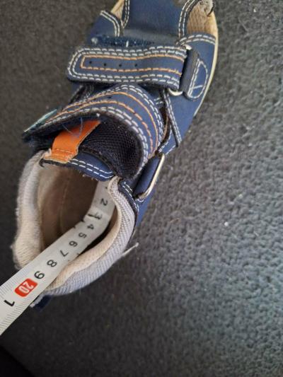 dětské boty  vel. 25 značky Bobbi Shoes.