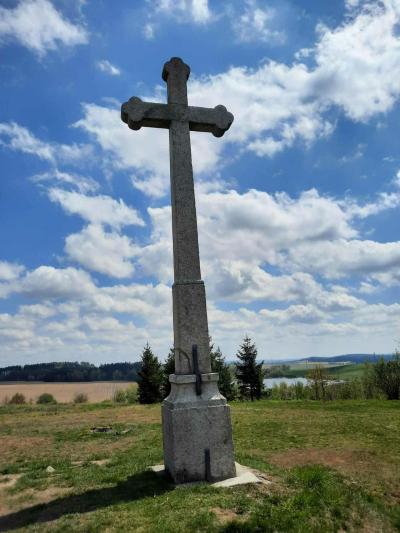 STEZKA TŘI KŘÍŽE