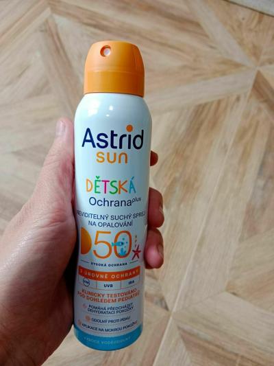 Recenze z kampaně Otestovaly jste dětský neviditelný suchý sprej na opalování: Jak hodnotíte novinku od ASTRID SUN?