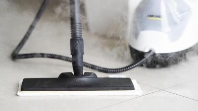 Přejete si také letos dostat pod stromeček parní čistič? Otestovali jsme za vás Kärcher SC 4 EasyFix Plus.