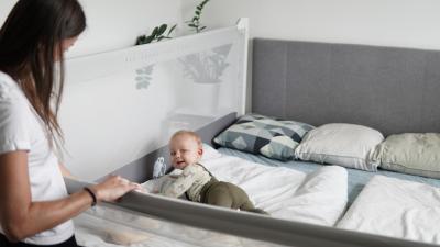 Zábrany Monkey Mum: Bezpečné řešení pro klidný spánek s dětmi.