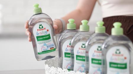 Jak šetrně mýt dětské nádobí a hračky? Vyzkoušely jsme Frosch EKO Baby