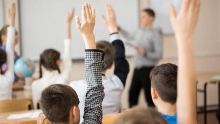 Revoluce ve školství: Méně biflování, angličtina od první třídy a lepší klima ve školách