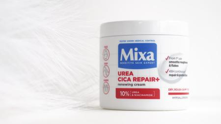 Hydratace na dosah ruky: Zapojte se do testování tělového krému Mixa Urea Cica Repair+