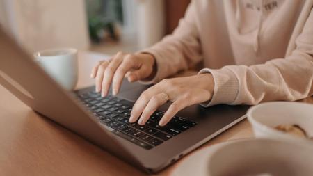 10 nejčastějších podvodů na internetu: Dokážete ochránit sebe i svou rodinu?