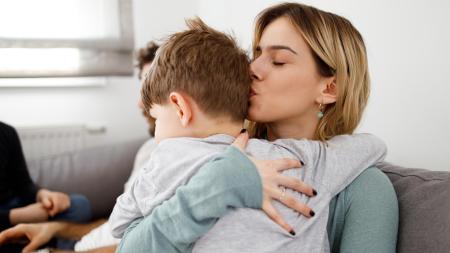 Můj jediný syn se chce odstěhovat k otci. Nemůže vystát mého nového partnera