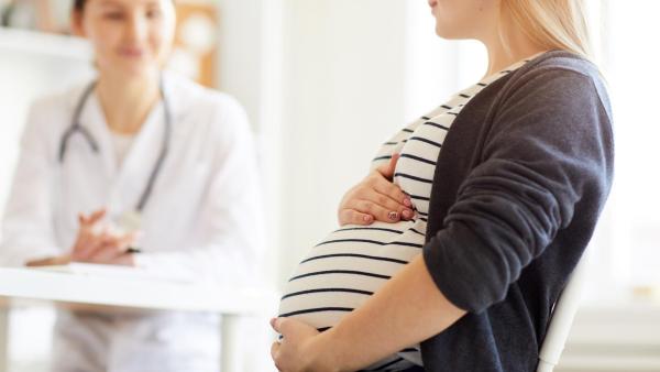 Datum porodu. Jaké zkušenosti mají uživatelky eMimina?