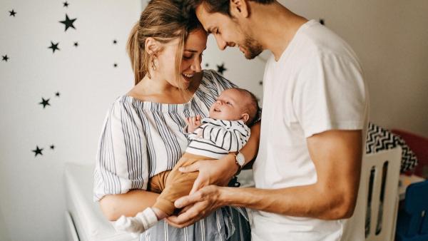 Pokud má někdo ve rodině epilepsii, může to zvyšovat riziko vzniku epilepsie u dítěte.