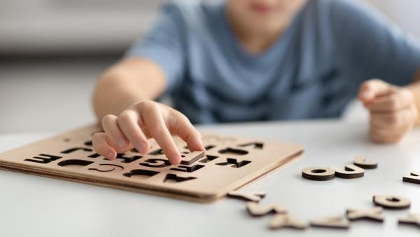 Dítě v předškolním věku by mělo být schopné bez problémů skládat obtížnější skládačky a puzzle.