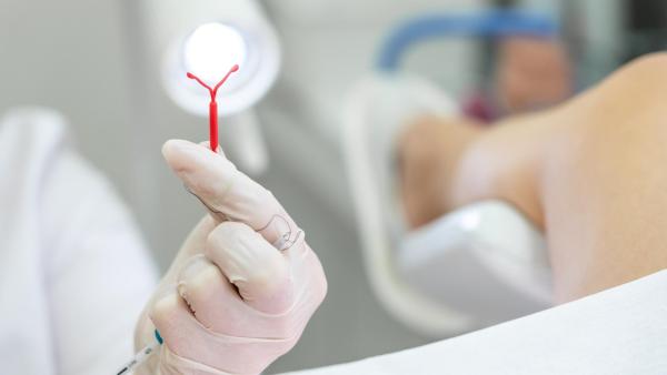Po zavedení hormonálního tělíska může menstruace zcela zmizet, a to až na několik let.