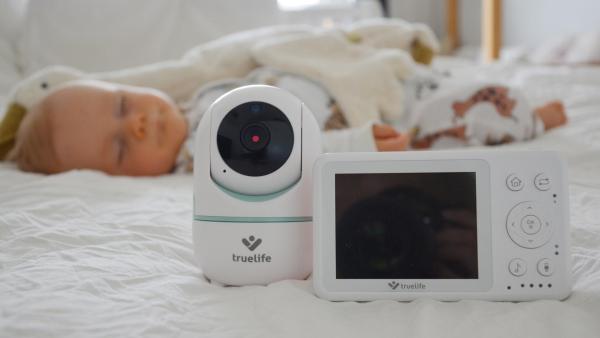 TrueLife NannyCam R3 Smart přenáší obraz ve Full HD kvalitě.