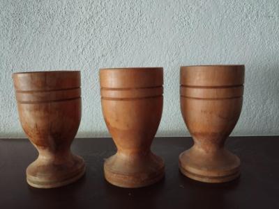 Keramika, porcelán a sklo. Hrnky, vázy, mísy, konvice...