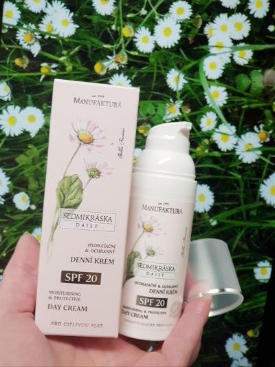 Recenze z kampaně Se sedmikráskou proti sluníčku: Jak testerky hodnotí pleťový krém s SPF od Manufaktury?