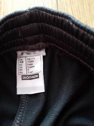 Sportovní souprava Decathlon vel. 110 (5let)