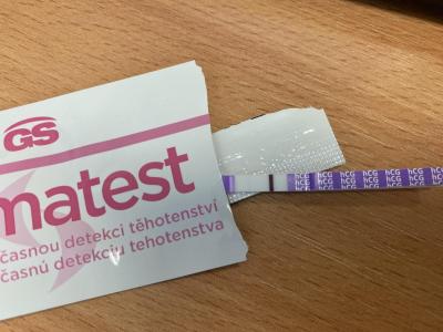Testování a těhotenský test | Je něco vidět?