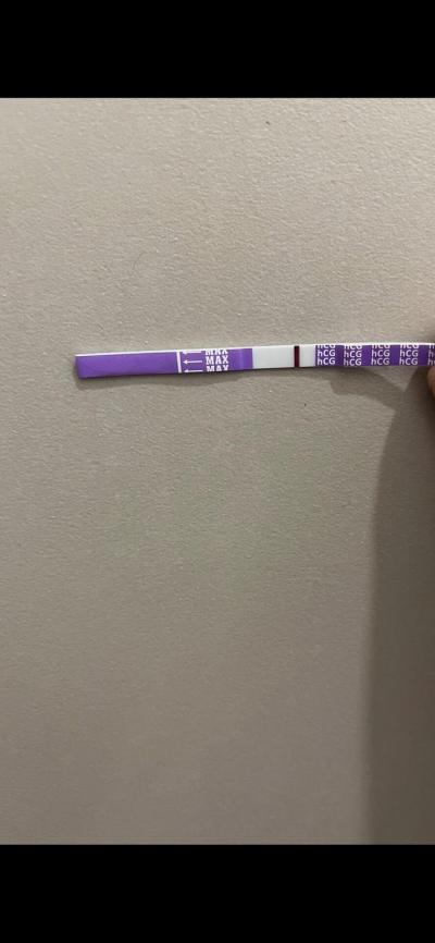 Testování a těhotenský test | Vidíte dvě čárky, nebo ne??