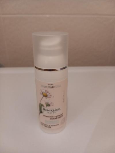 Recenze z kampaně Se sedmikráskou proti sluníčku: Jak testerky hodnotí pleťový krém s SPF od Manufaktury?