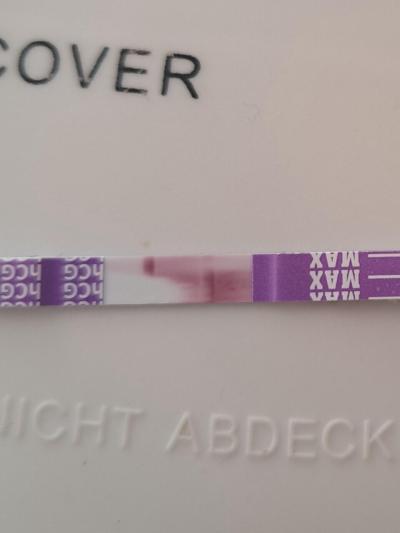 Testování a těhotenský test | 11. den po ovulaci a na těhotenském testu slabá čárka?