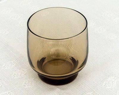 Keramika, porcelán a sklo. Hrnky, vázy, mísy, konvice...