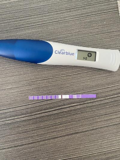 Testování a těhotenský test | 11. den po ovulaci a na těhotenském testu slabá čárka?