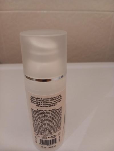 Recenze z kampaně Se sedmikráskou proti sluníčku: Jak testerky hodnotí pleťový krém s SPF od Manufaktury?