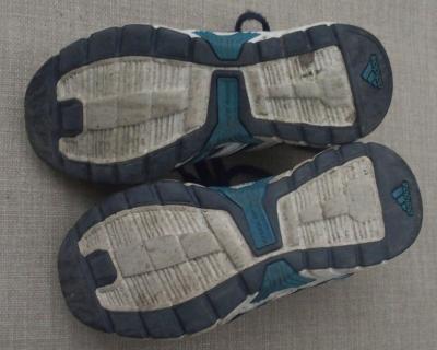 Sportovní boty ADIDAS vel. 29