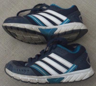 Sportovní boty ADIDAS vel. 29