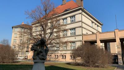 Základní škola a Mateřská škola, Praha 6, náměstí Svobody 2