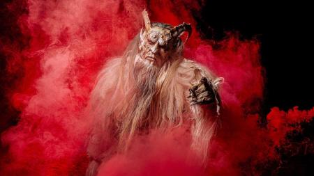 Máte rádi strašidelné čerty? Na konci listopadu promění Prahu v peklo Krampus show