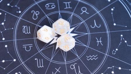 Proč si horoskopy protiřečí? „To, že na vás sedí obě znamení, je mýtus,“ upozorňuje astroložka