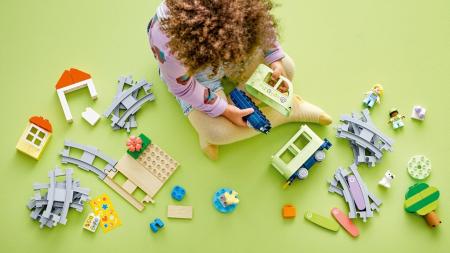Rodiny otestovaly vláčky LEGO® DUPLO®: Jak si vedly vaše děti během cestování?