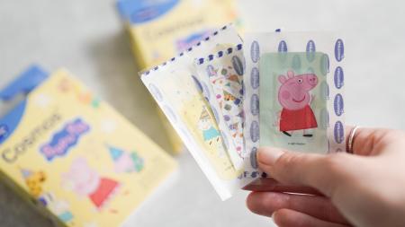 Bolístky pod kontrolou: Vyhrajte dětské náplasti Cosmos s Prasátkem Peppou