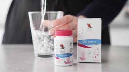 Jedna kapsle denně proti ženským obtížím: Soutěžíme o probiotika Her Biotic
