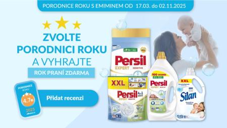 Perete oblečení svého miminka ve speciálním pracím prášku?